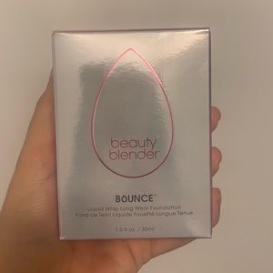 Beauty Blender Bounce Foundation Shade 2.20